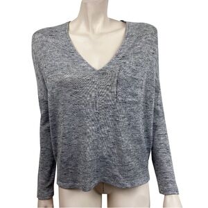 BDG‎ Gray V-Neck Sweater